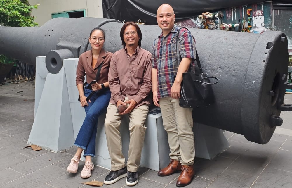 "Bên dòng Long Khốt": Vở cải lương xuất sắc về đề tài chiến tranh biên giới 3 Bên dòng Long Khốt: Vở cải lương xuất sắc về đề tài chiến tranh biên giới - ảnh 2